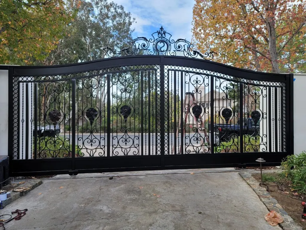 Gate with access control